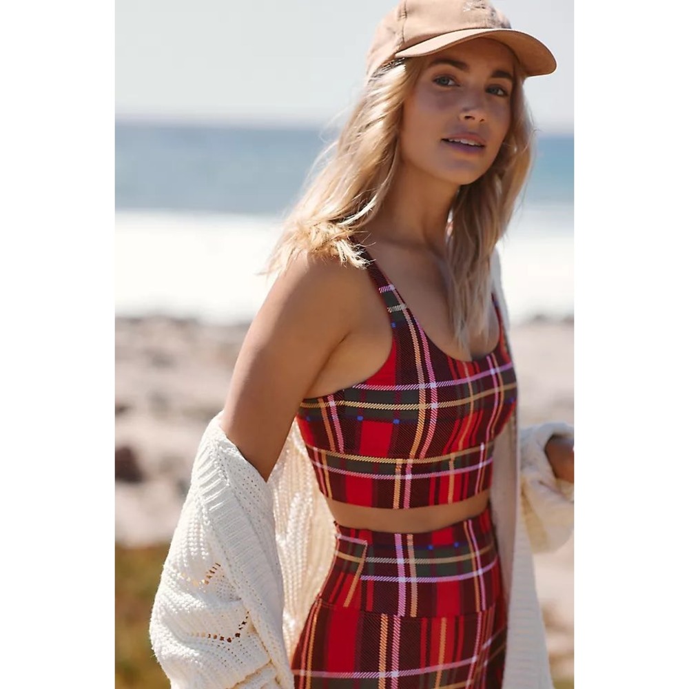 NEW Beach Riot Leah Scoop Tank Small Holiday Plaid Tartan Sports Bra NWT - Picture 1 of 9